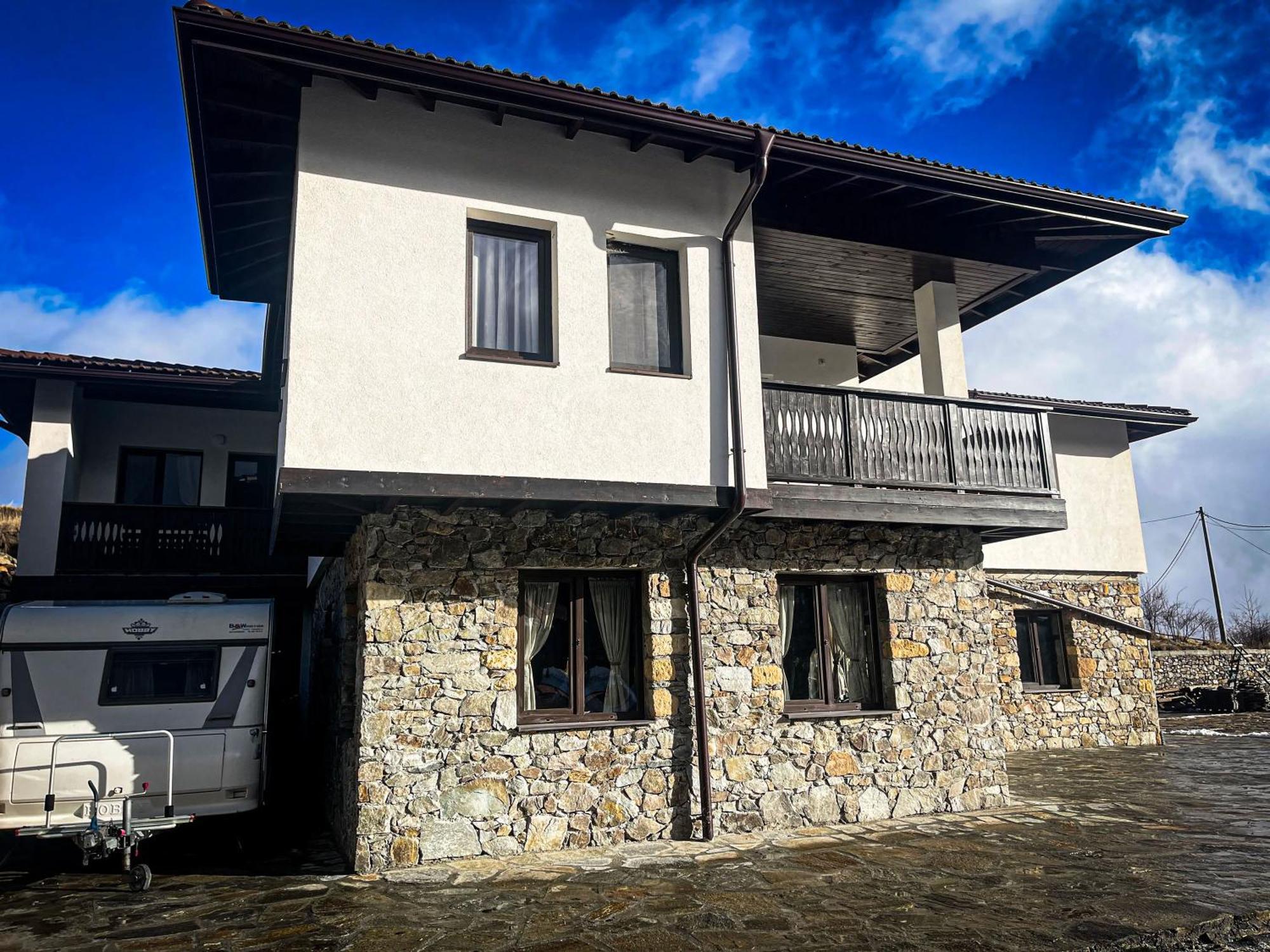 Къща За Гости Меча Стъпка Gela Exterior photo